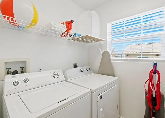 Holiday home White Beachfront Paradise